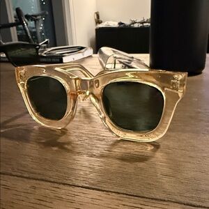 STRATA ROADCASE champagne sunglasses